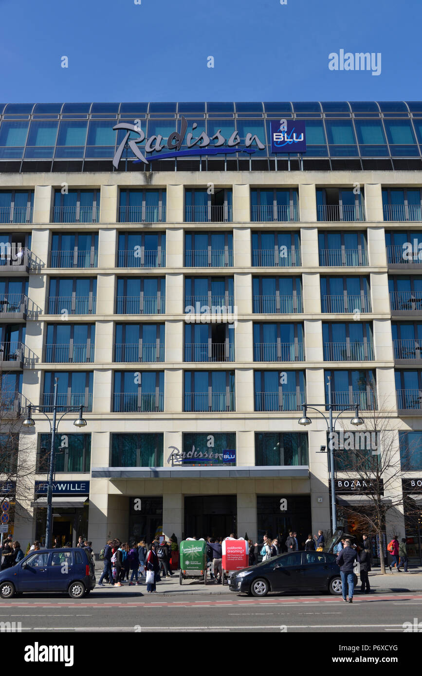 Hotel Radisson Blu, Karl-Liebknecht-Strasse, Mitte, Berlin, Deutschland Stock Photo