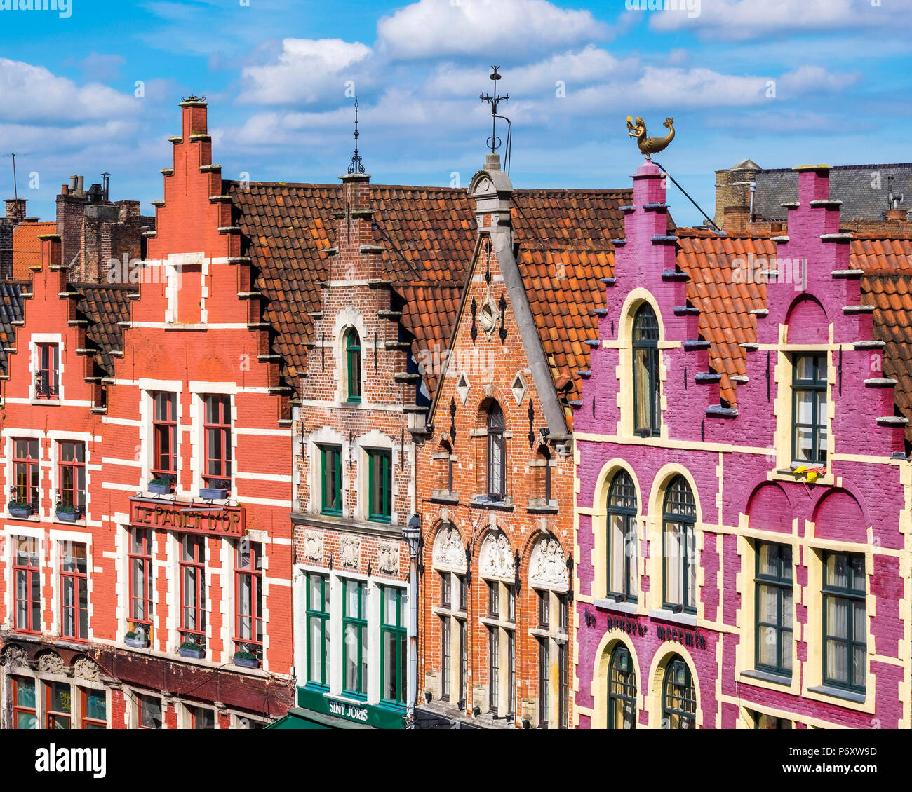 Belgium, West Flanders (Vlaanderen), Bruges (Brugge). Medieval guild houses on Markt square. Stock Photo