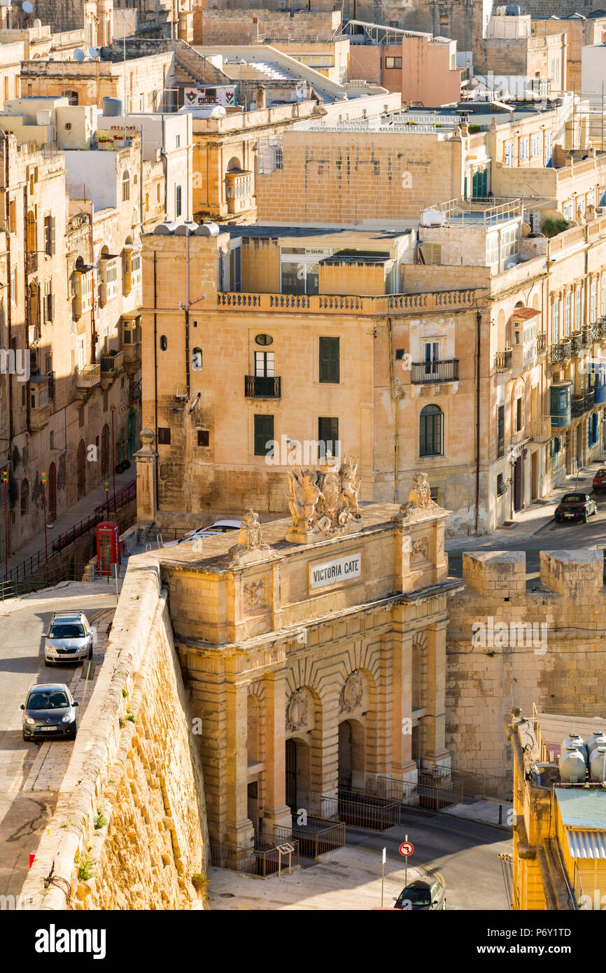 Malta, South Eastern Region, Valletta. Built in 1885, Victoria Gate is the main entrance into the city from Grand Harbour. Stock Photo