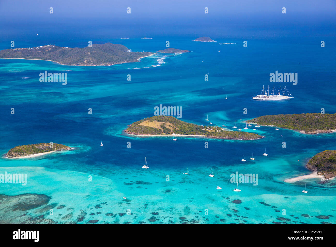St Vincent and The Grenadines, Aerial view of the Tobago Cays and Club Med 2 cruise ship Stock Photo