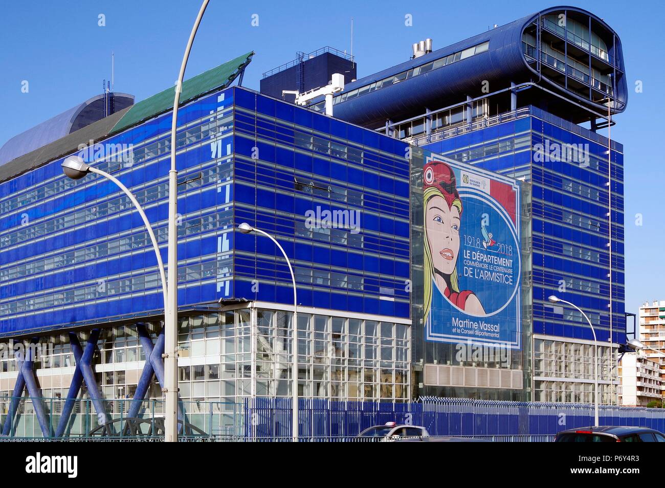 S & E elevations of Le Grand Bleu, Hotel de Département, Bouches de Rhone,  Marseille, France, local govt, massive dark blue colour high-tech building  Stock Photo - Alamy