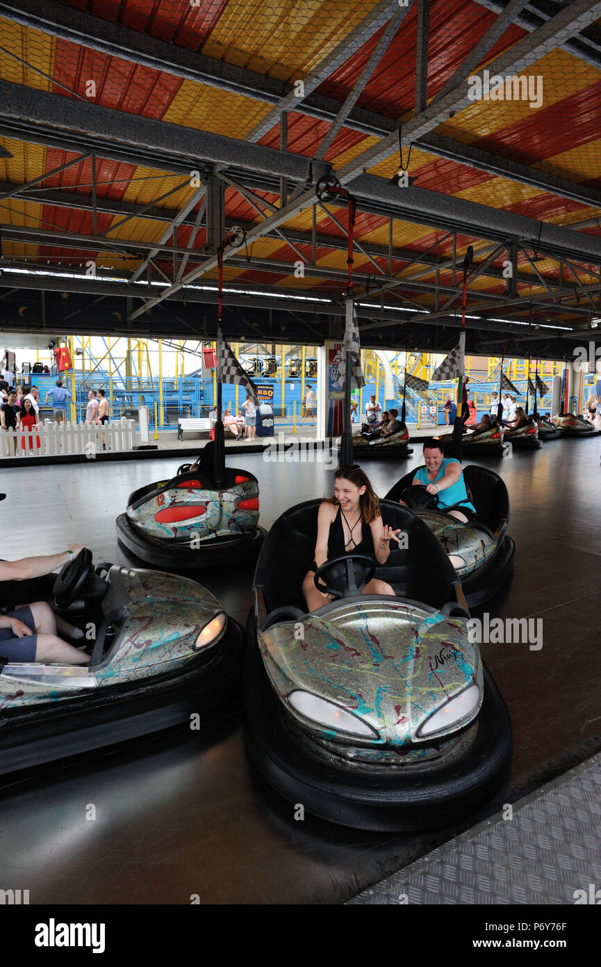 Bumper Cars High Resolution Stock Photography and Images Alamy