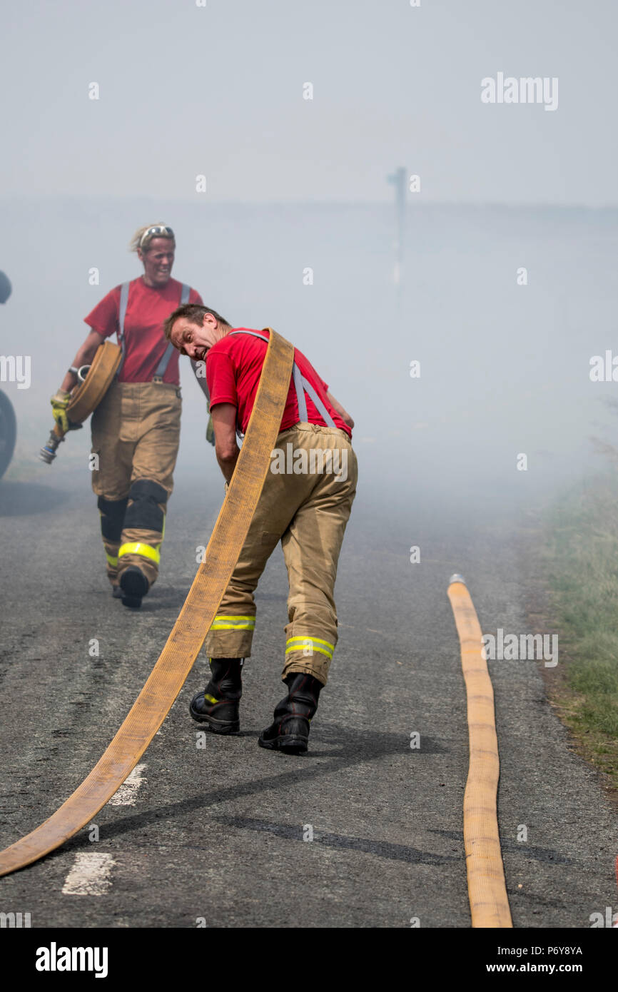 Drag hose hires stock photography and images Alamy