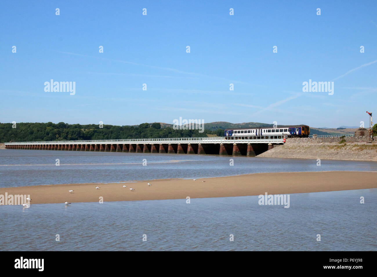 Arnside viaduct hi-res stock photography and images - Alamy