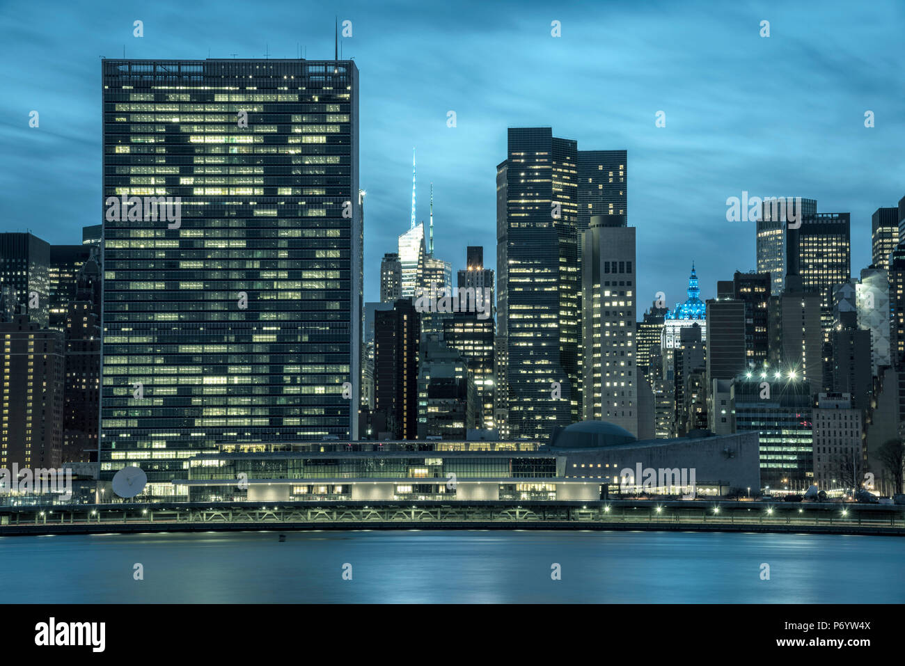 USA, New York, Long Island City, Queens, Gantry Plaza State Park, UN Building Stock Photo
