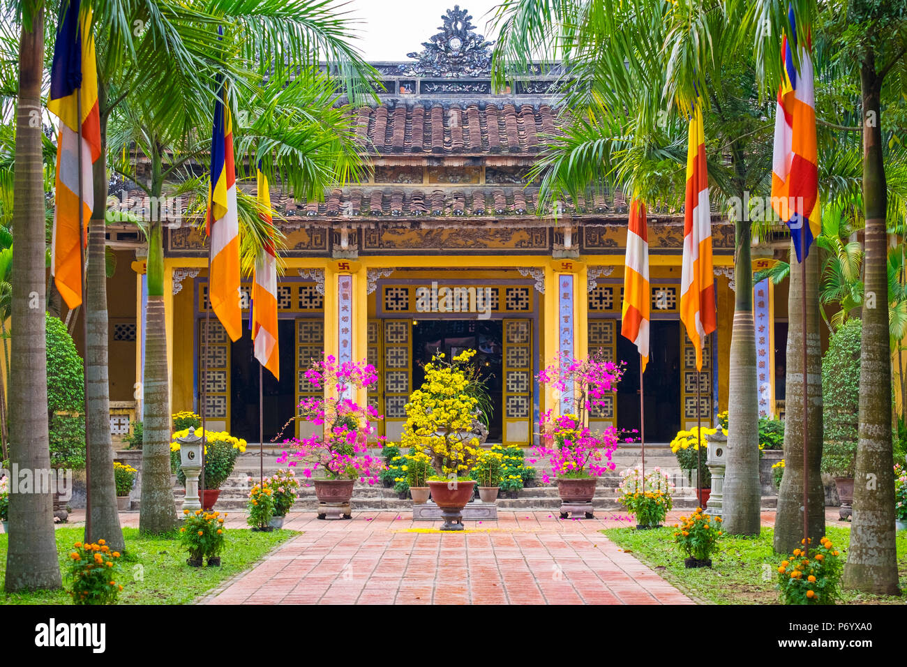 Dieu De Pagoda (Chua Dieu De) Buddhist temple in Hue, Thua Thien-Hue Province, Vietnam Stock Photo