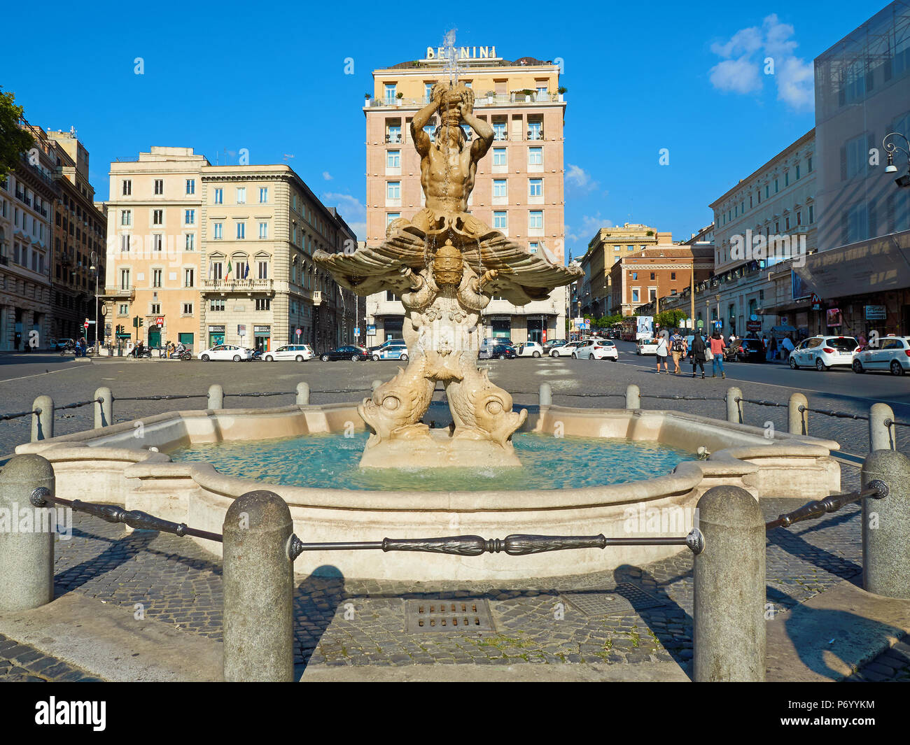 Fontana del tritone piazza barberini rome italy fountain triton hi-res ...