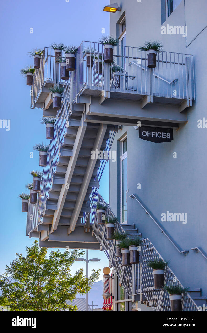 Office building stairs hi-res stock photography and images - Alamy