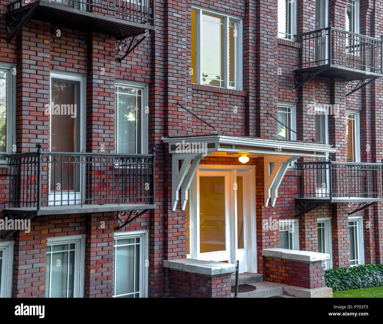 Red brick residential building downtown Stock Photo - Alamy
