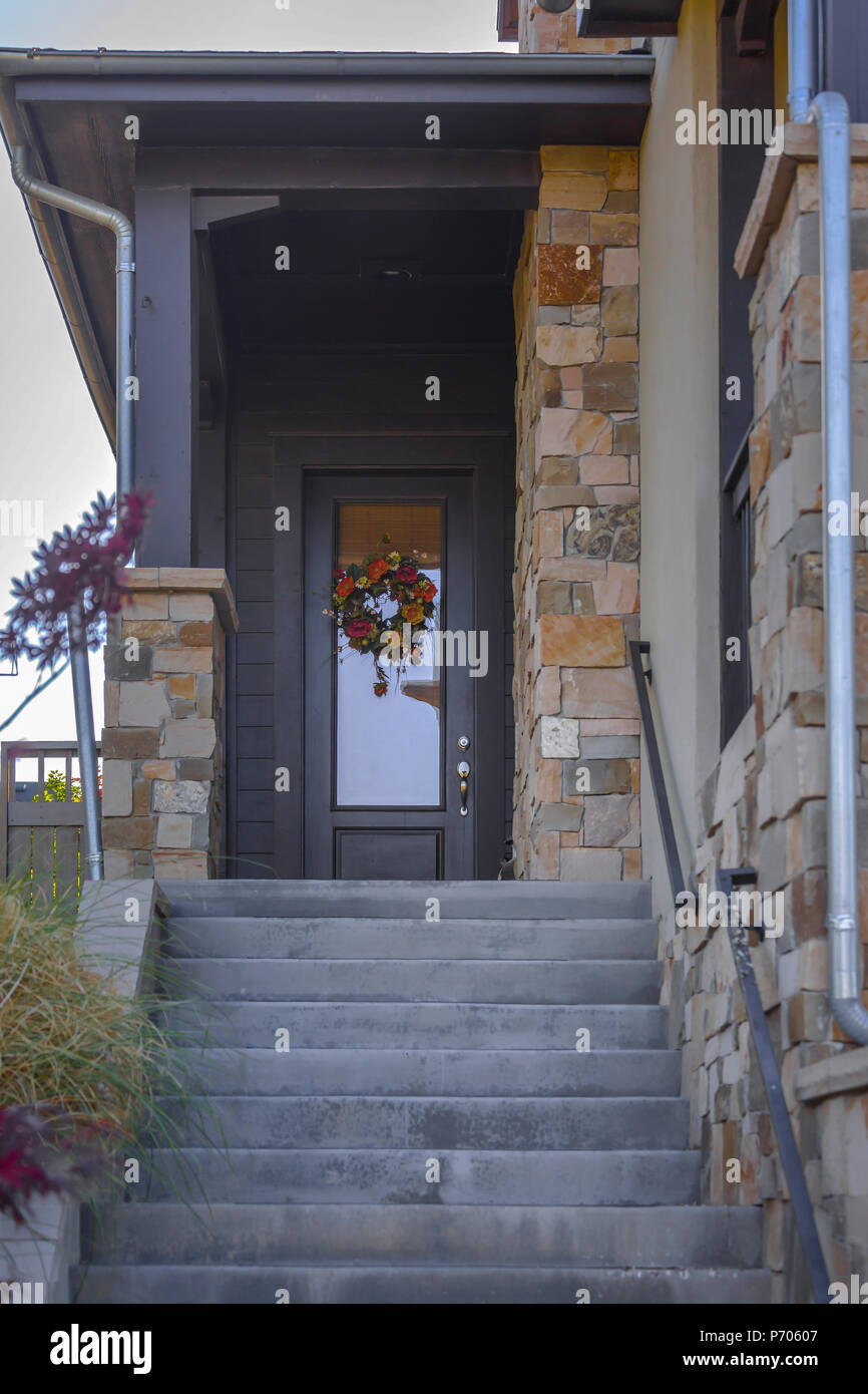 Stairs leading to doorway entry Stock Photo Alamy