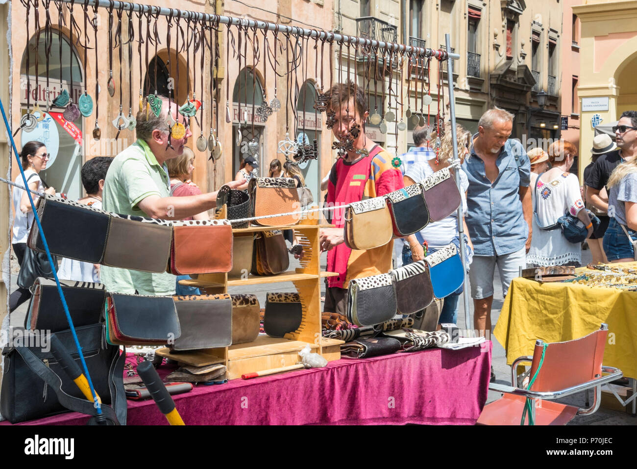 Stall leather handbags hi-res stock photography and images - Alamy