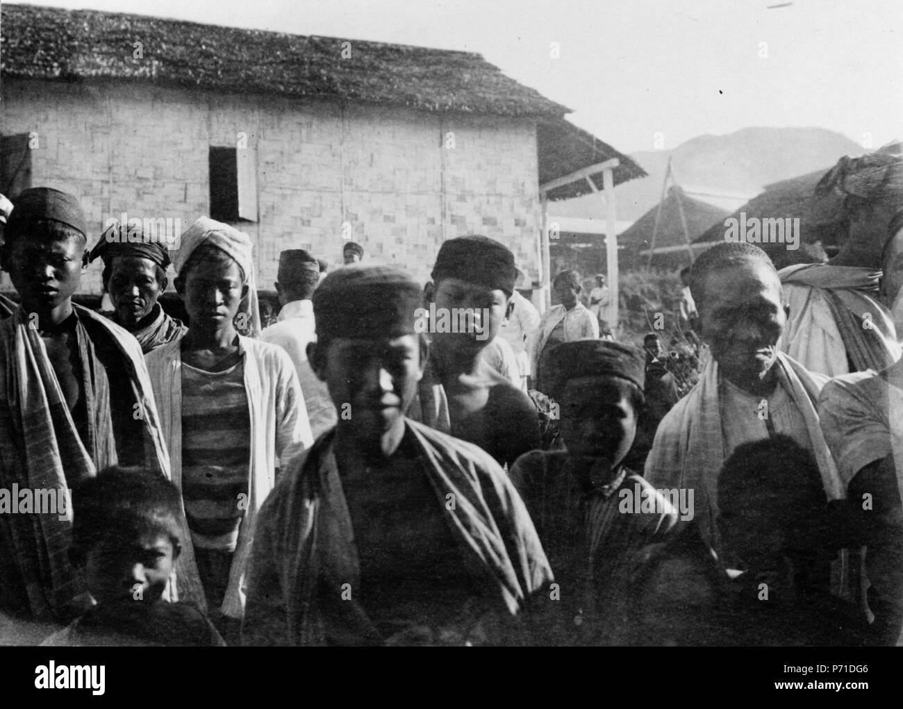 43 Människor på basaren. Kabupaten Bolaang Mongondow, Sulawesi. Indonesien - SMVK - 010690 Stock Photo