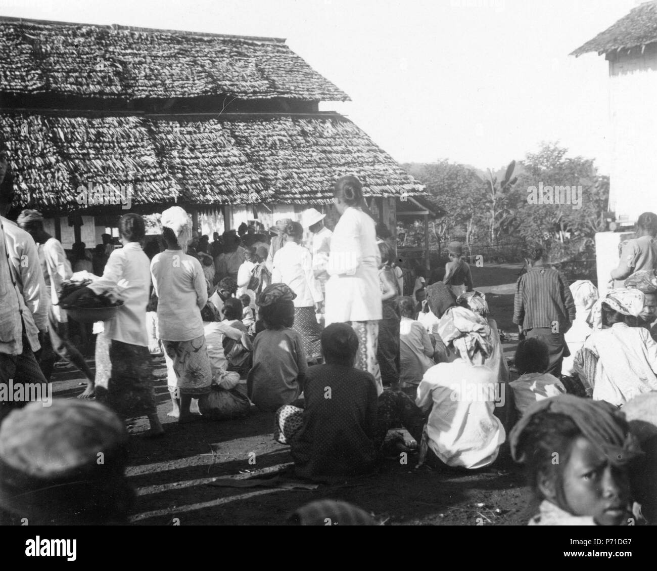43 Människor på basaren. Kabupaten Bolaang Mongondow, Sulawesi. Indonesien - SMVK - 010690b Stock Photo