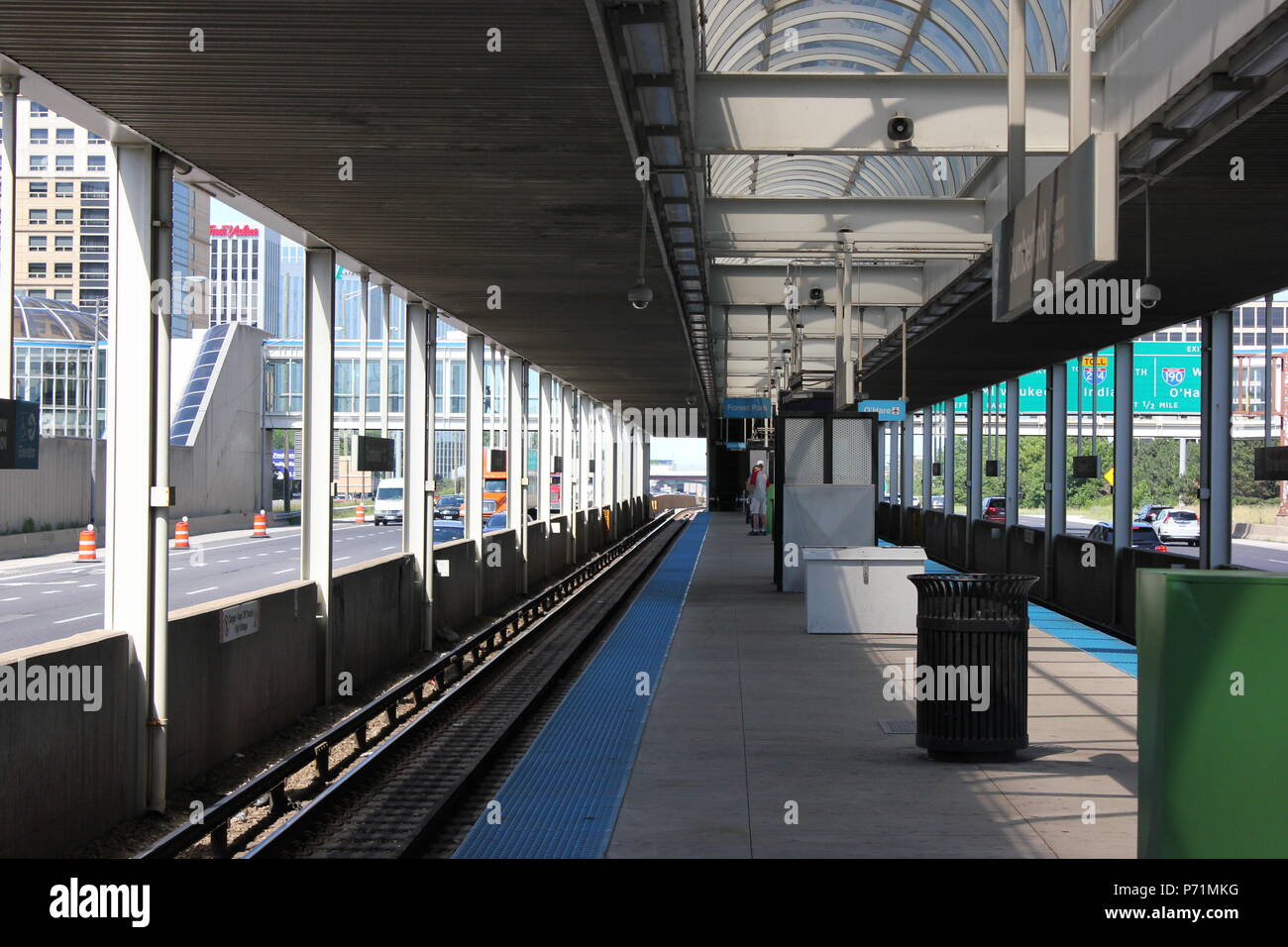 CTA O'hare Forest Park Blue Line train platform at the Cumberland