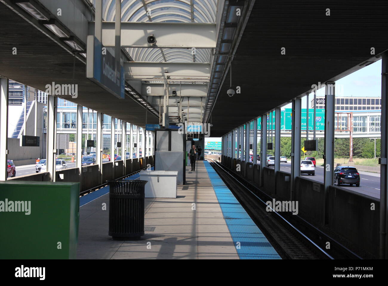 CTA O'hare Forest Park Blue Line train platform at the Cumberland