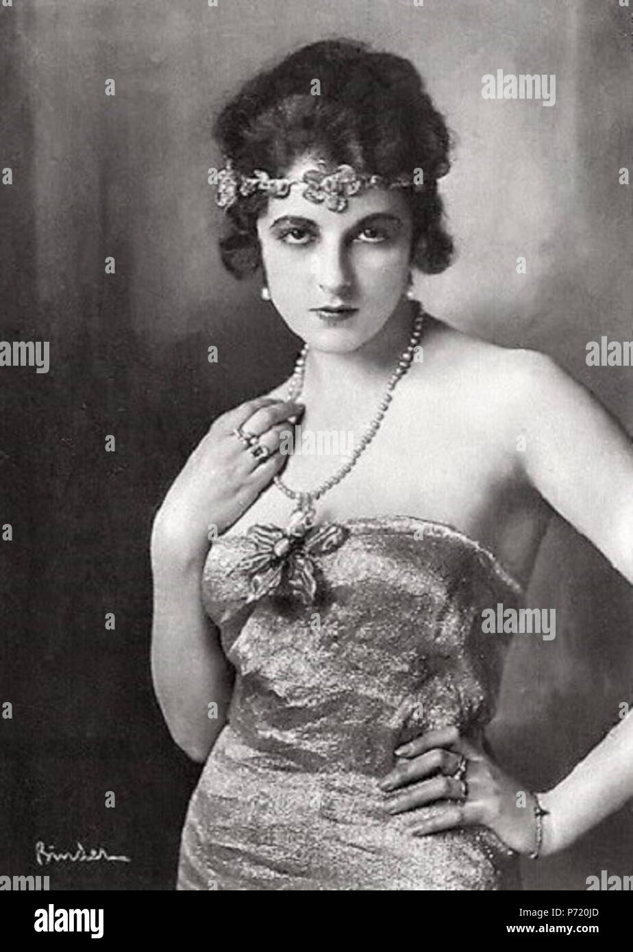 2019 year - Marcella Albani (1901?959) 2019 year