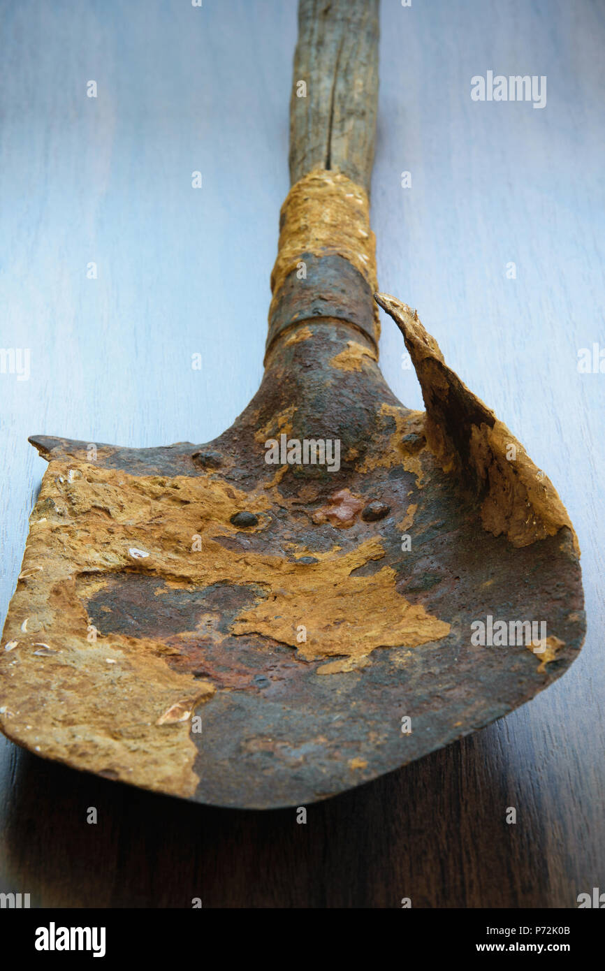 Military shovel hi-res stock photography and images - Alamy