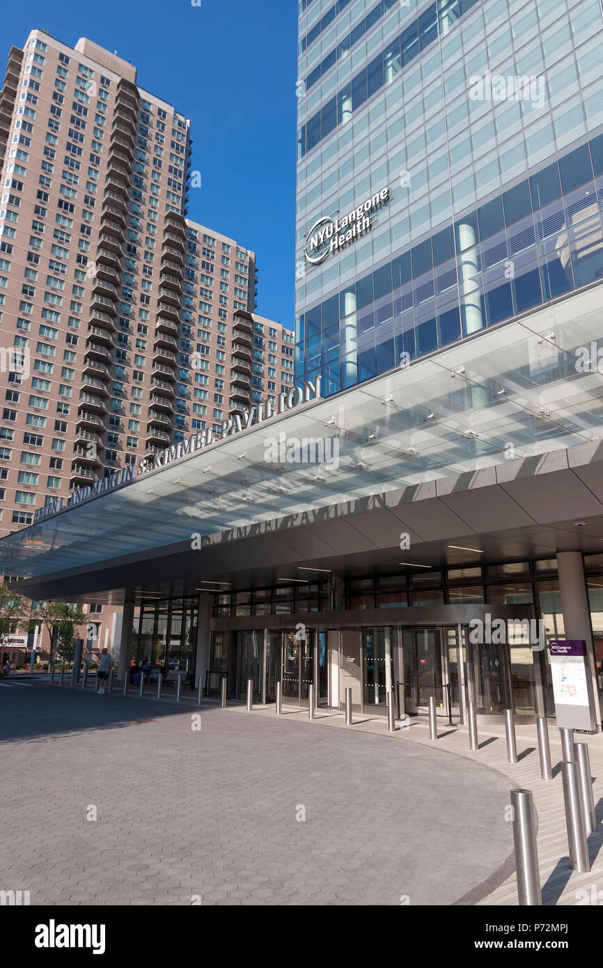 Entrance to the Helen L. and Martin S. Kimmel Pavilion of NYU Langone Hospital offers state-of-the-art private rooms. Stock Photo
