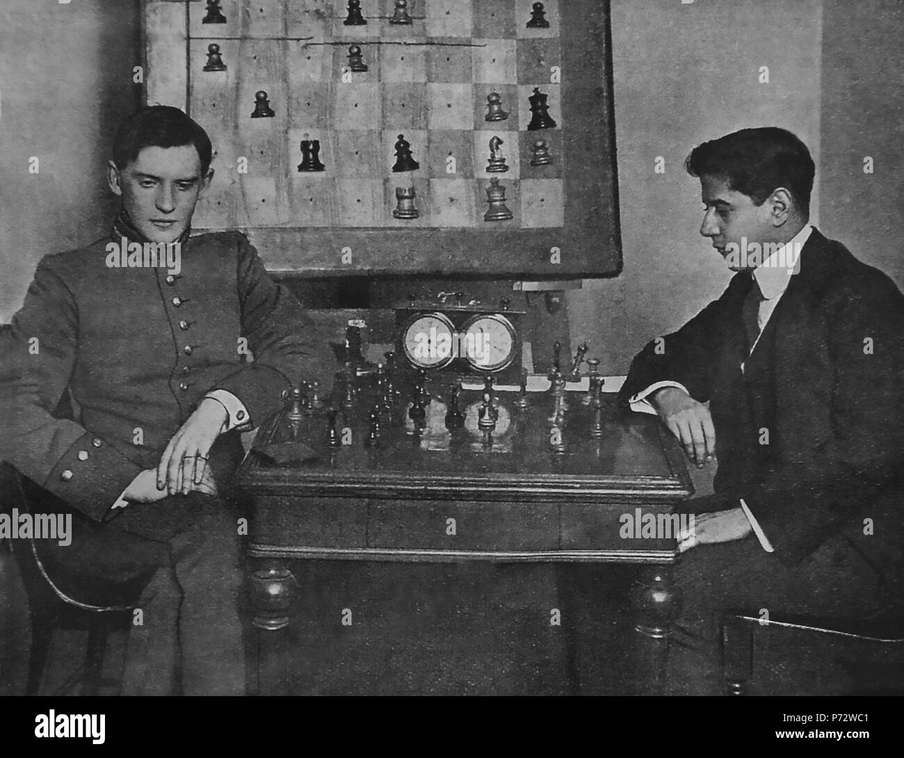 English: José Raúl Capablanca vs Alexander Alekhine. The St. Petersburg 1914 chess tournament. :      . -   1914 . 15 April 1927 2 Capablanca vs Alekhine 1914 Stock Photo