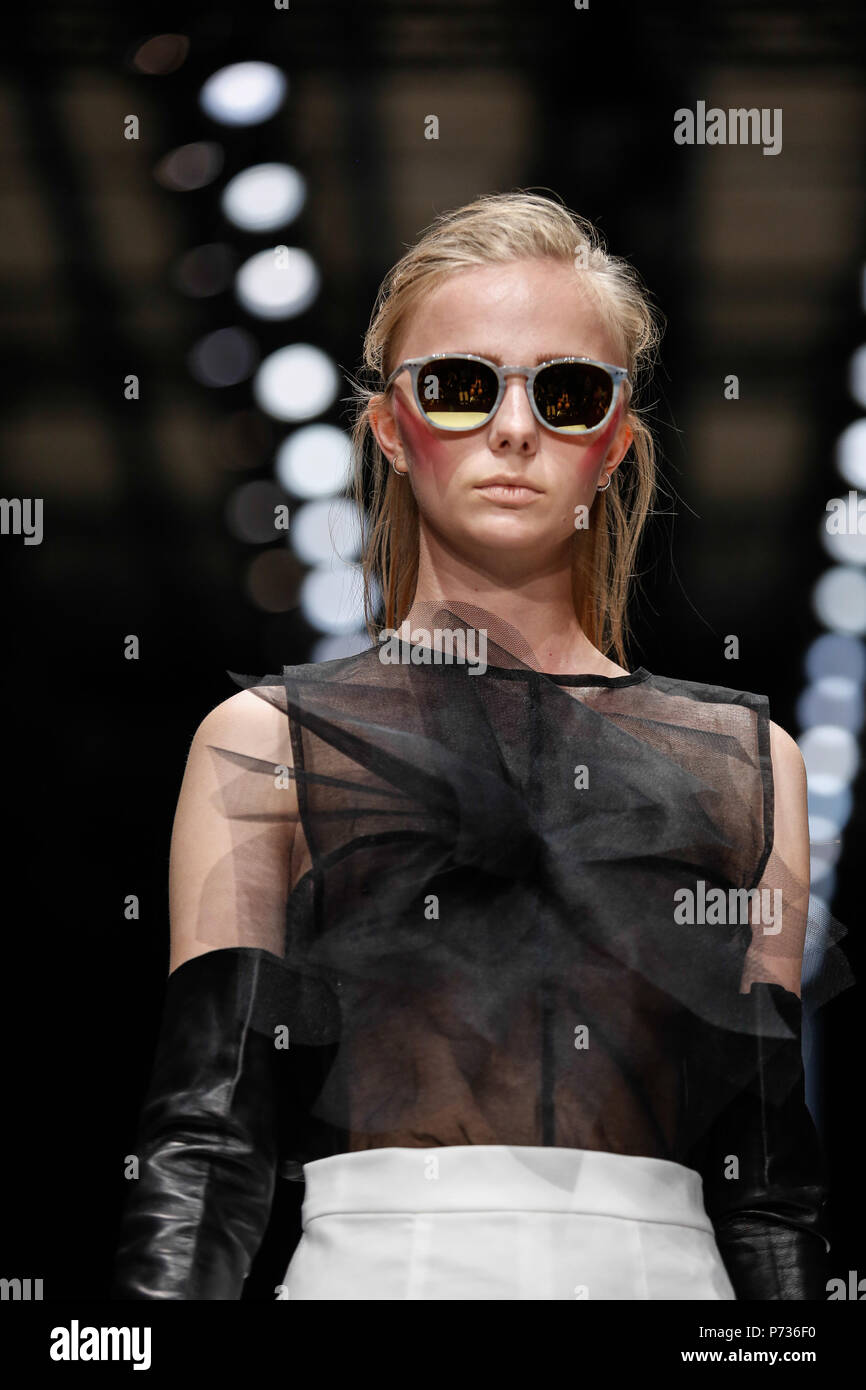 Berlin, Germany - July 3, 2018: A model presents a Spring/Summer 2019 Irene Luft collection during the first day of MBFW Berlin Fashion Weak in the ewerk showspace in Berlin. Credit: Michal Busko/Alamy Live News Stock Photo