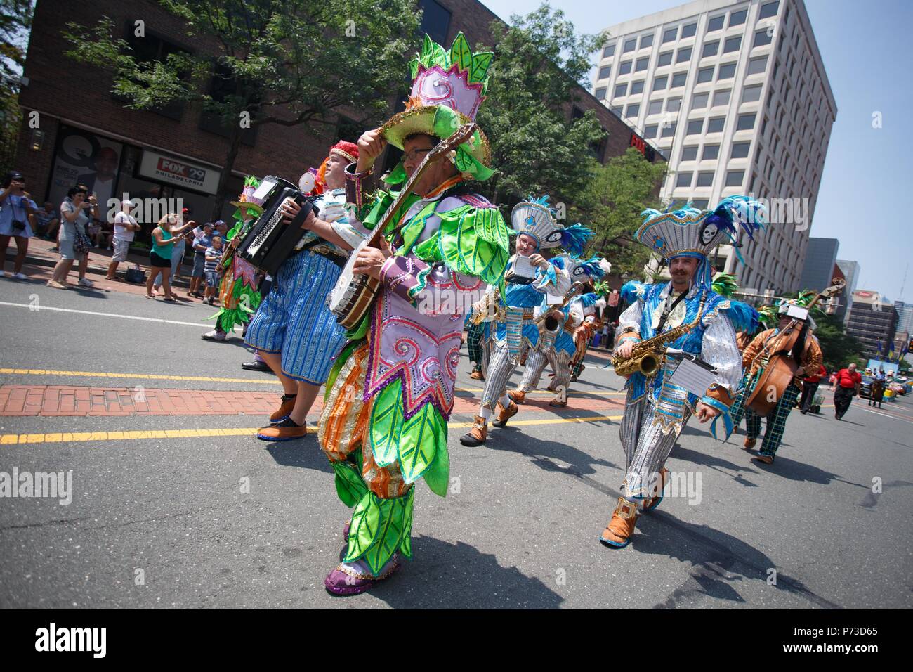 Philadelphia, PA, USA. 4th July, 2018. Members of the Ferko String Band participate in the Independence Day Parade through the city's historic district. Credit: Michael Candelori/ZUMA Wire/Alamy Live News Stock Photo