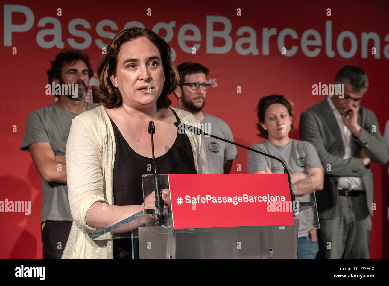 Barcelona, Catalonia, Spain. 4th July, 2018. The mayor of Barcelona Ada Colau is seen during the press conference. Following the arrival in Barcelona of the rescue vessel Open Arms, 'scar Camps, leader of ProActiva Open Arms accompanied by the Mayor of Barcelona, Ada Colau and several MEPs, attended the press in a press conference. Credit: Paco Freire/SOPA Images/ZUMA Wire/Alamy Live News Stock Photo