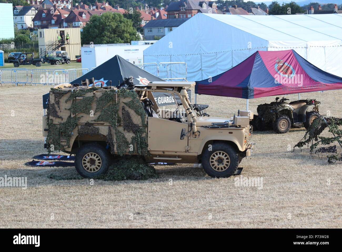 Armed forces office hi-res stock photography and images - Alamy
