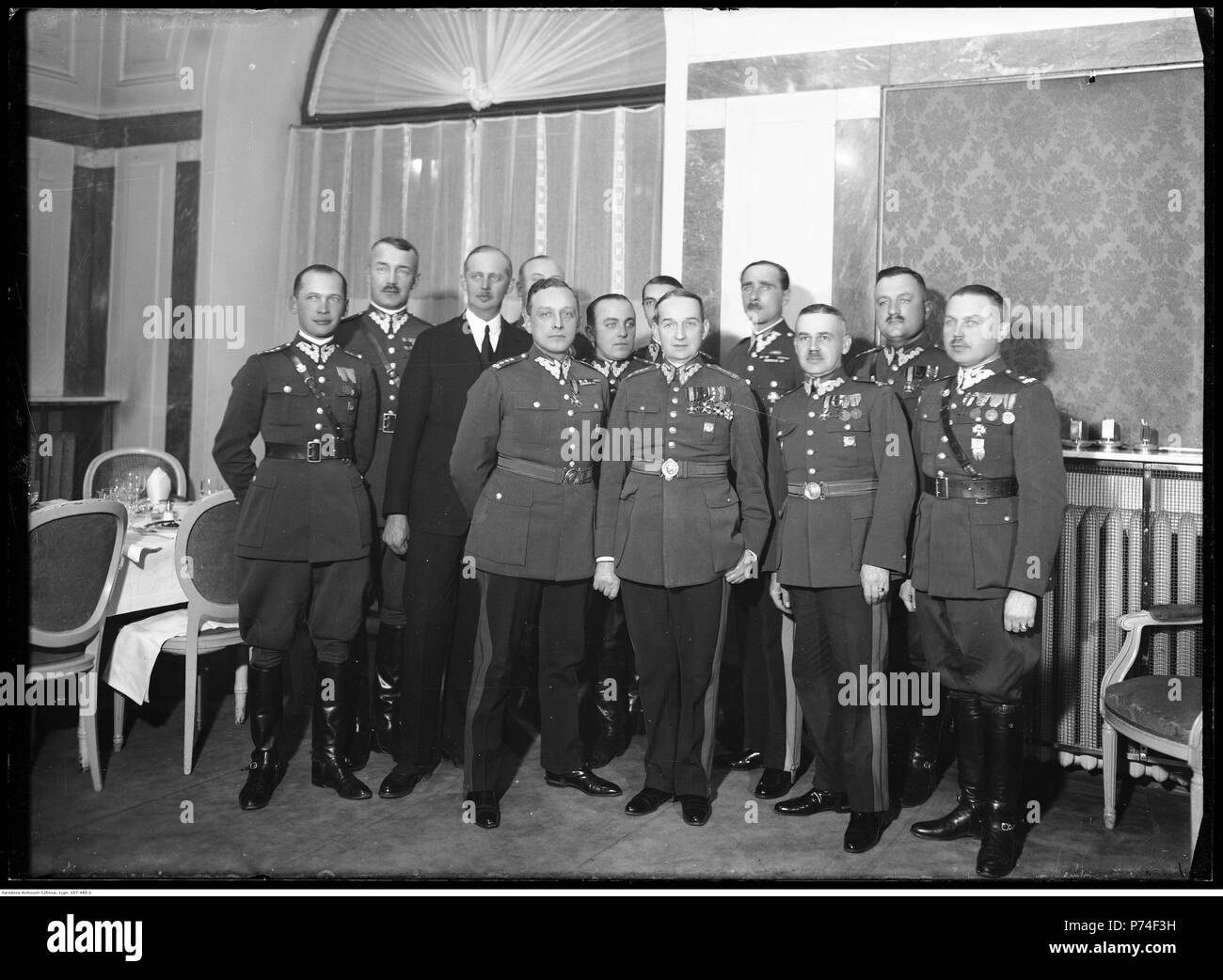 65 Narcyz Witczak-Witaczyński - Pożegnanie płk. Strzemińskiego (107-485-2) Stock Photo