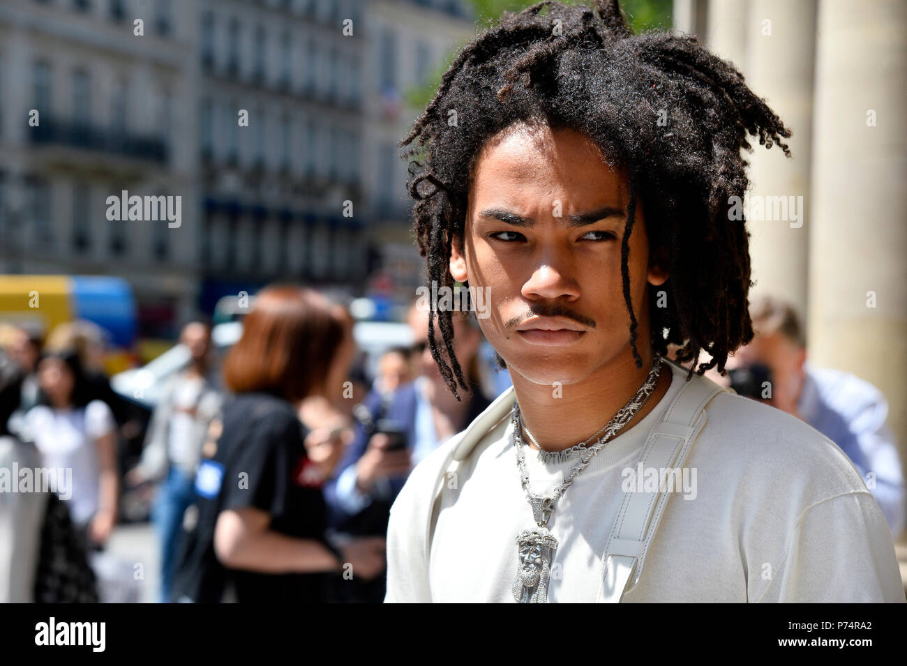 StreetStyle at Louis Vuitton - Paris Fashion Week Men Spring Summer 2019 -  Palais Royal - Paris - France Stock Photo - Alamy