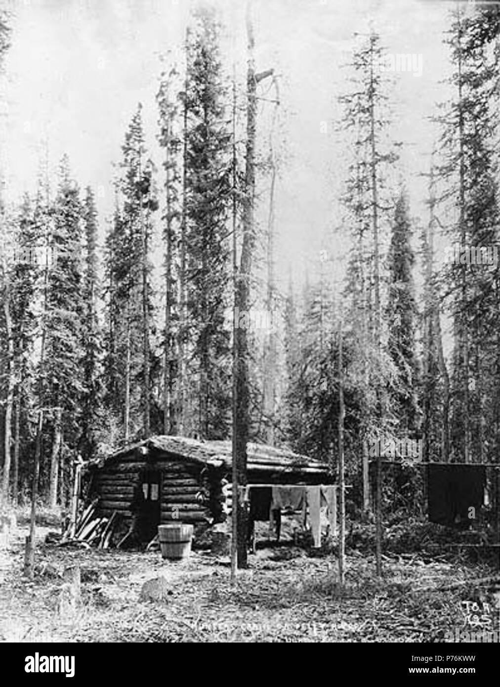 English Hunter S Log Cabin On The Pelly River Yukon Territory