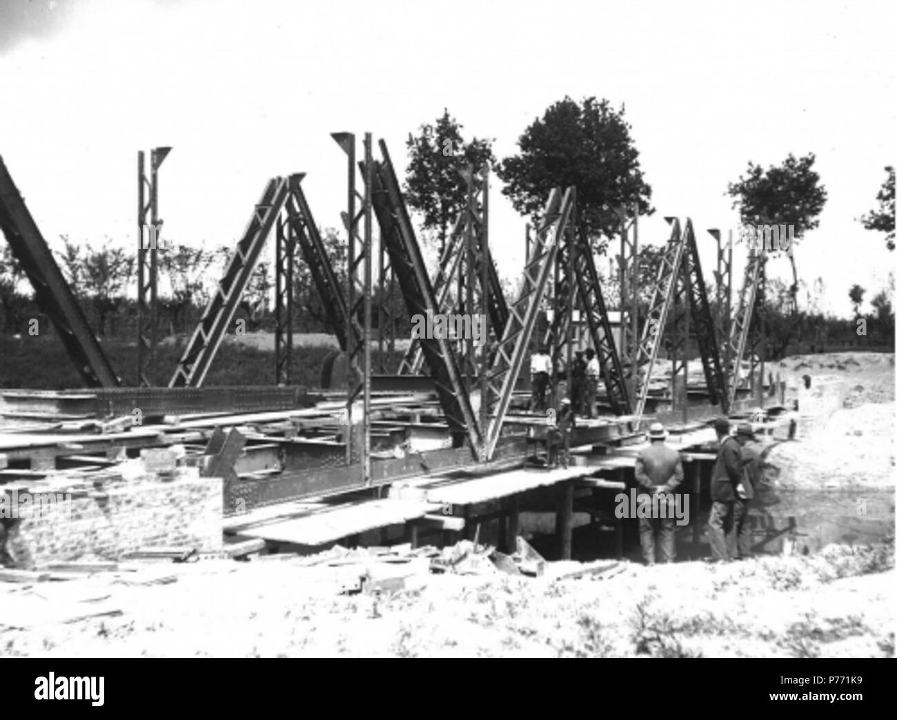 Italiano MICH. 2370 Ferrovia RoloMirandola la costruzione del