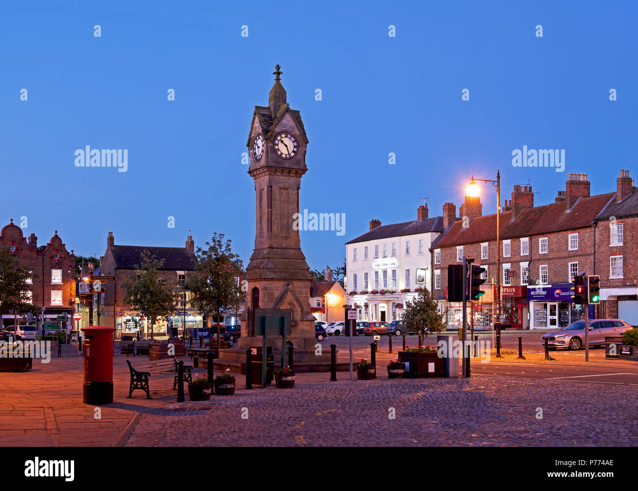 The square, Thirsk, North Yorkshire, England UK Stock Photo