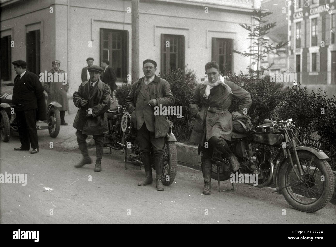 Español: Título original: Carrera motociclista en Behobia (4/4) Localización: Irún (Guipúzcoa) . 1927 15 Carrera motociclista en Behobia (4 de 4) - Fondo Car-Kutxa Fototeka Stock Photo