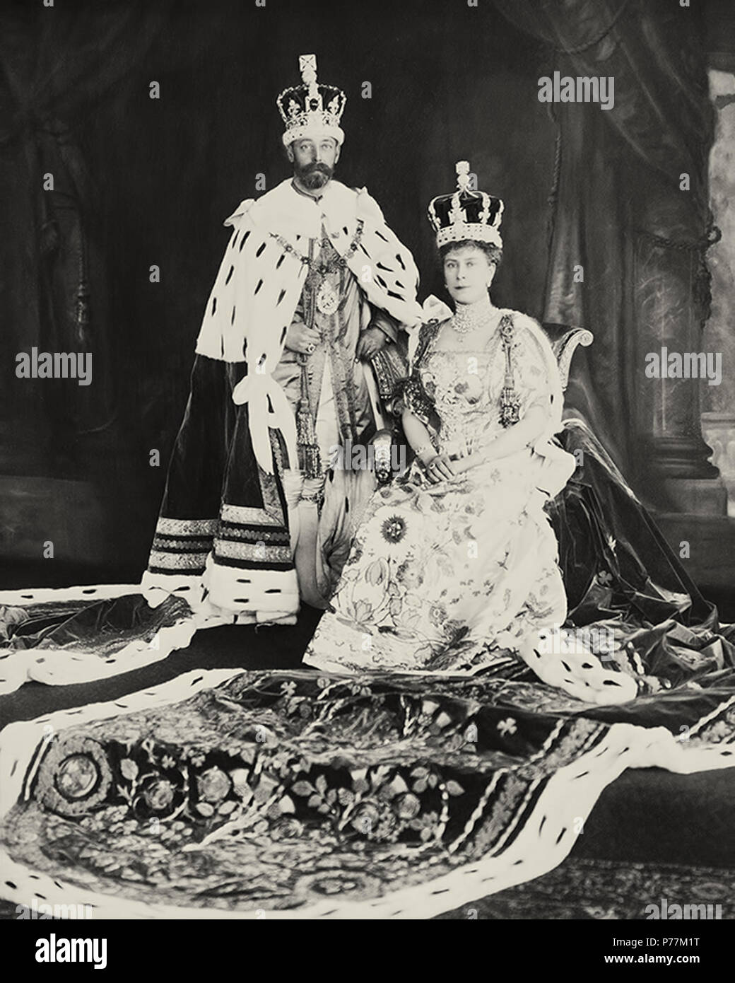 Queen mary king george v coronation hi-res stock photography and images ...