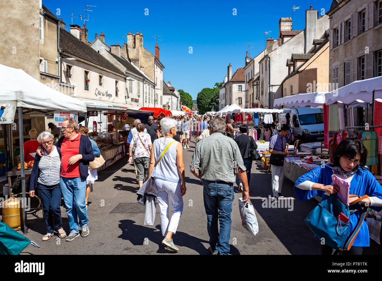 Beaune france market hi-res stock photography and images - Alamy