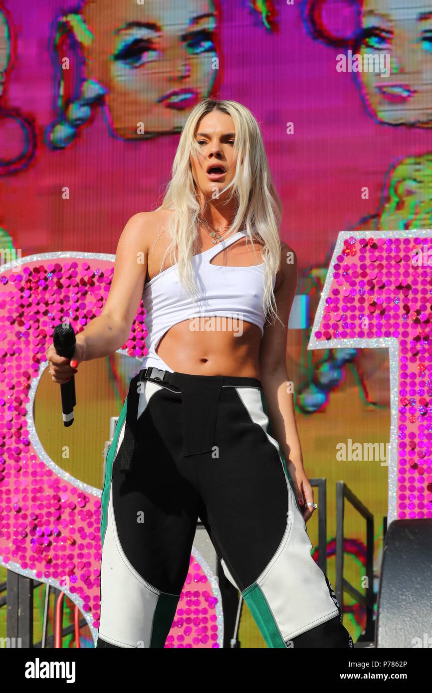 2018 Mighty Hoopla - Performances - Featuring: Louisa Johnson Where ...