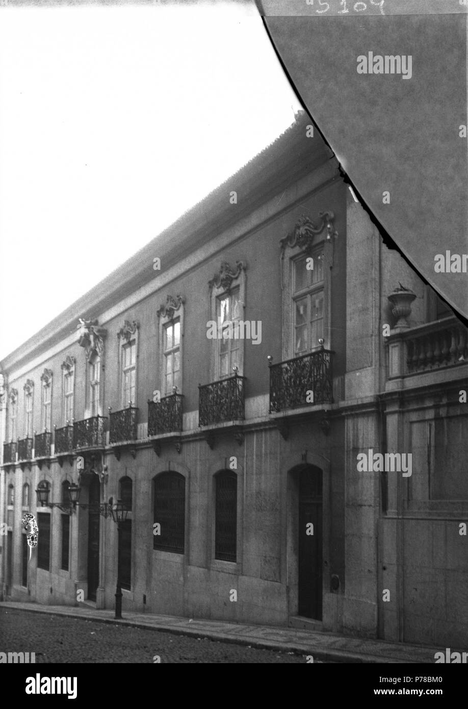 49 Palácio da Horta Seca (1911, Joshua Benoliel) Stock Photo
