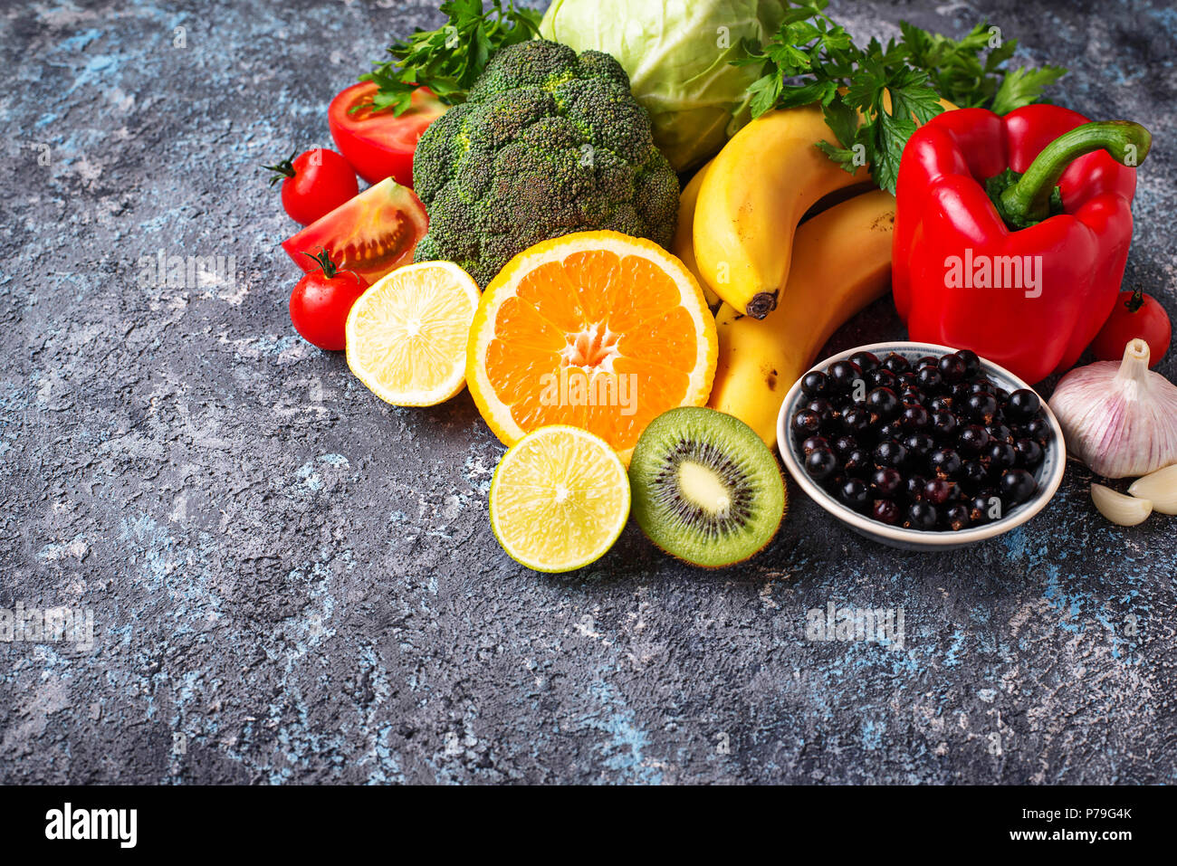 Foods rich in vitamin C. Healthy eating Stock Photo