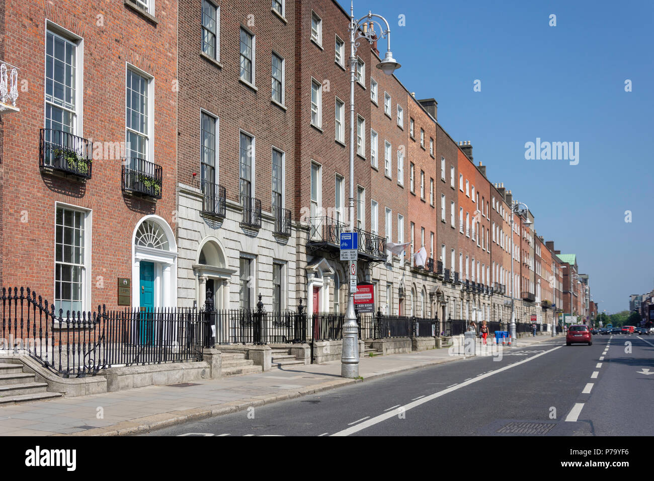Georgian town houses, Merrion Square, Dublin, Leinster Province, Republic of Ireland Stock Photo