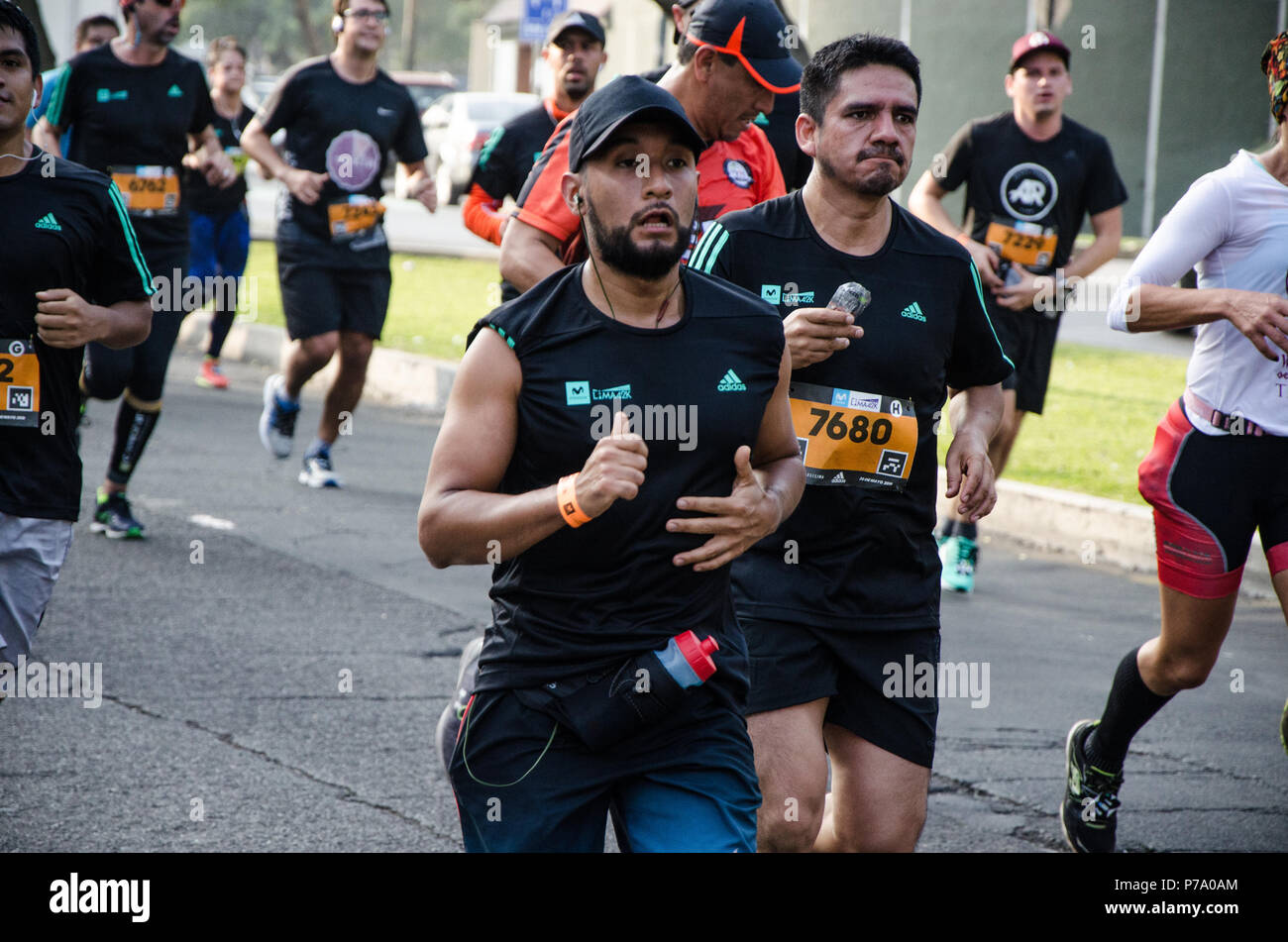 Lima Peru May 20th 2018 Marathon Lima 42k sporting event that gathers athletes from all over the world. Athletes in full marathon Stock Photo Alamy