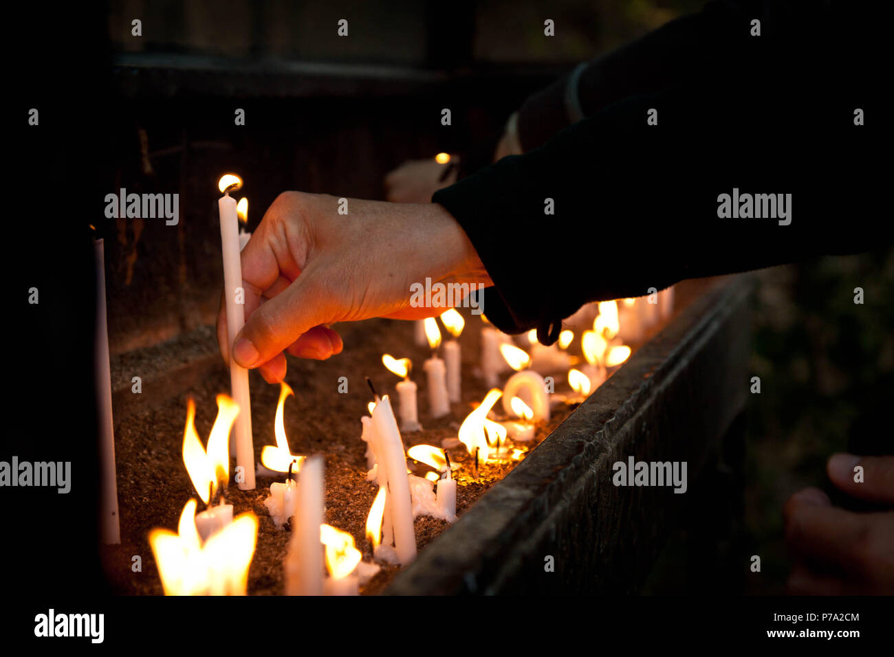 Mary prayer candle hires stock photography and images Alamy