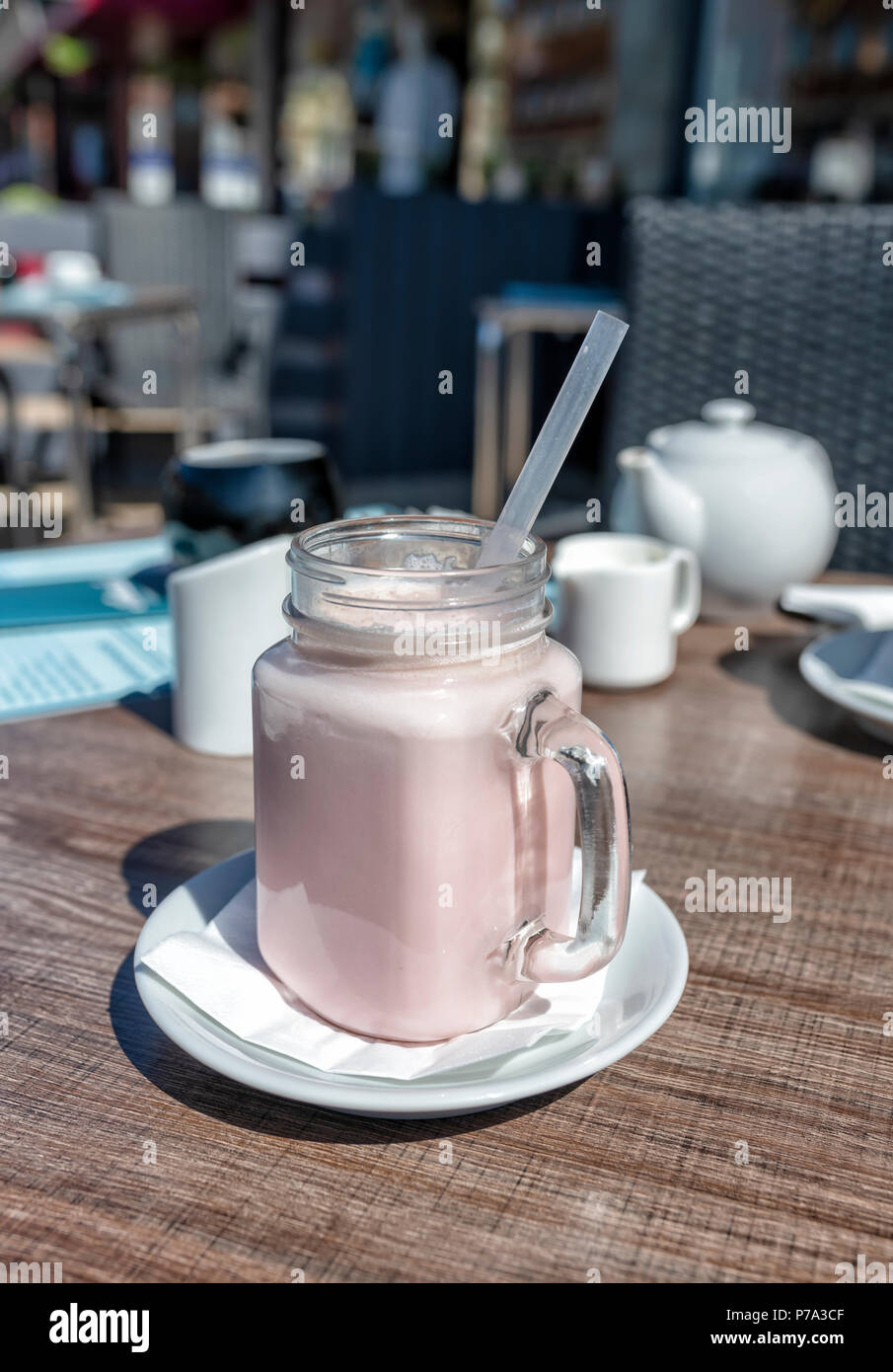 Glass flavoured milk hi res stock photography and images Alamy