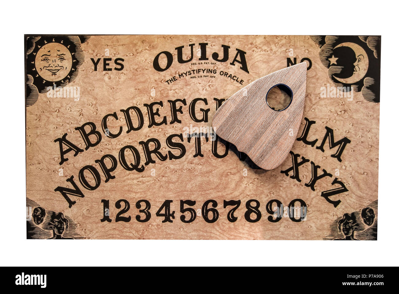ouija-board-isolated-on-white-background-3d-illustration-P7A906.jpg