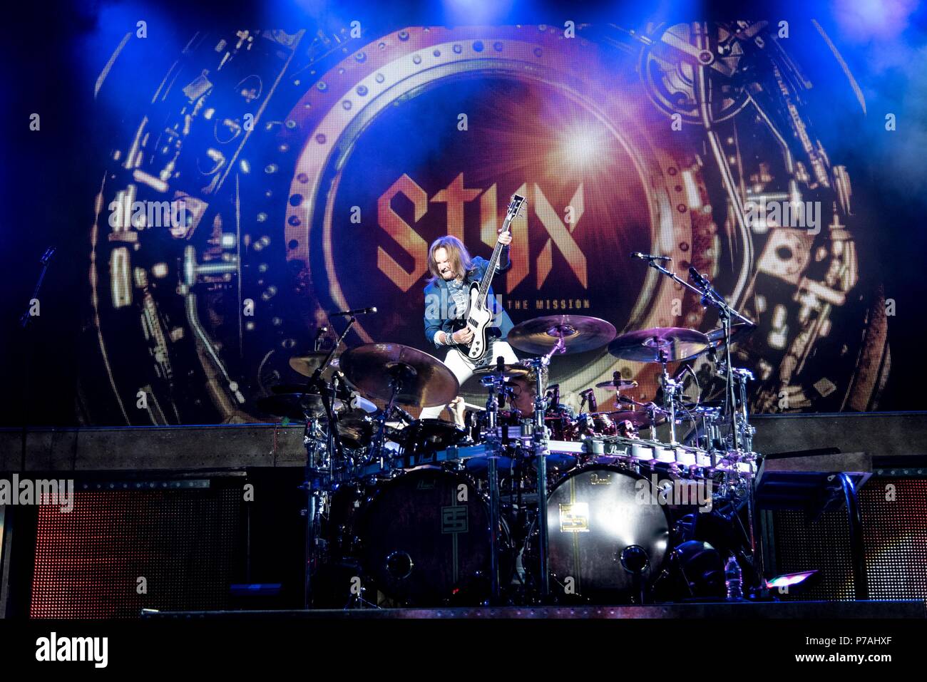 Toronto, Ontario, Canada. 4th July, 2018. American rock band STYX perfromed at Budweiser Stage in Toronto. Band members: CHUCK PANOZZO, JAMES 'J.Y.' YOUNG, TOMMY SHAW, TODD SUCHERMAN, LAWRENCE GOWAN, RICKY PHILLIPS Credit: Igor Vidyashev/ZUMA Wire/Alamy Live News Stock Photo