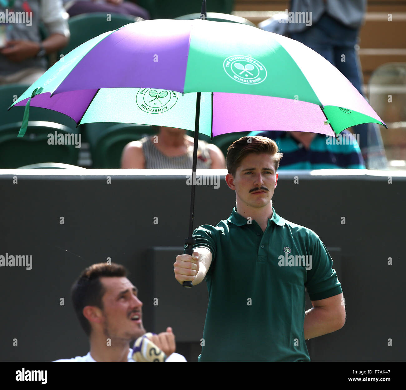 Wimbledon umbrella hi-res stock photography and images - Alamy