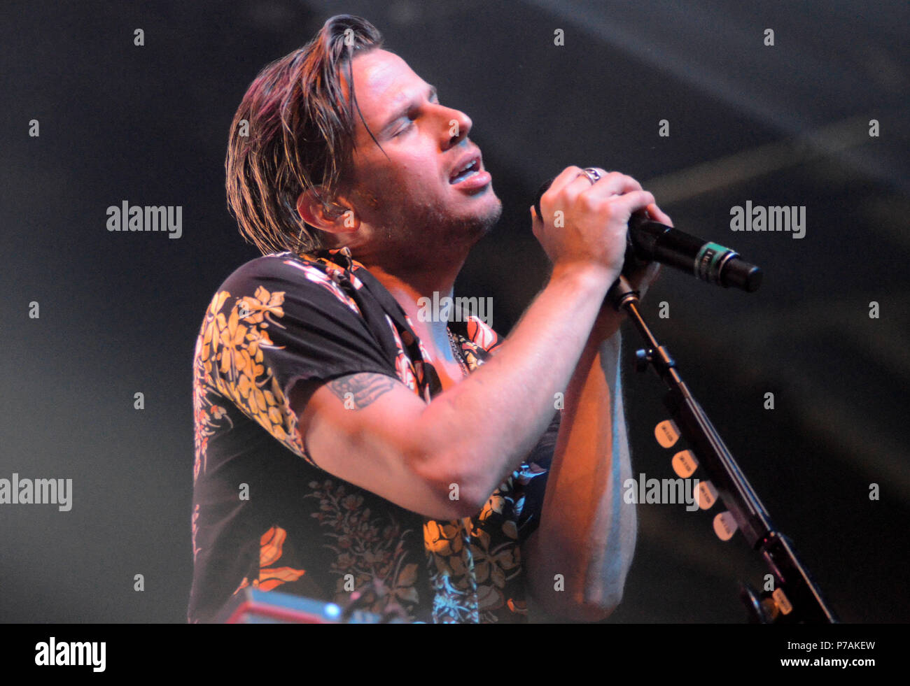 Mark Foster A Closer Look At The Lead Singer Of Foster The People