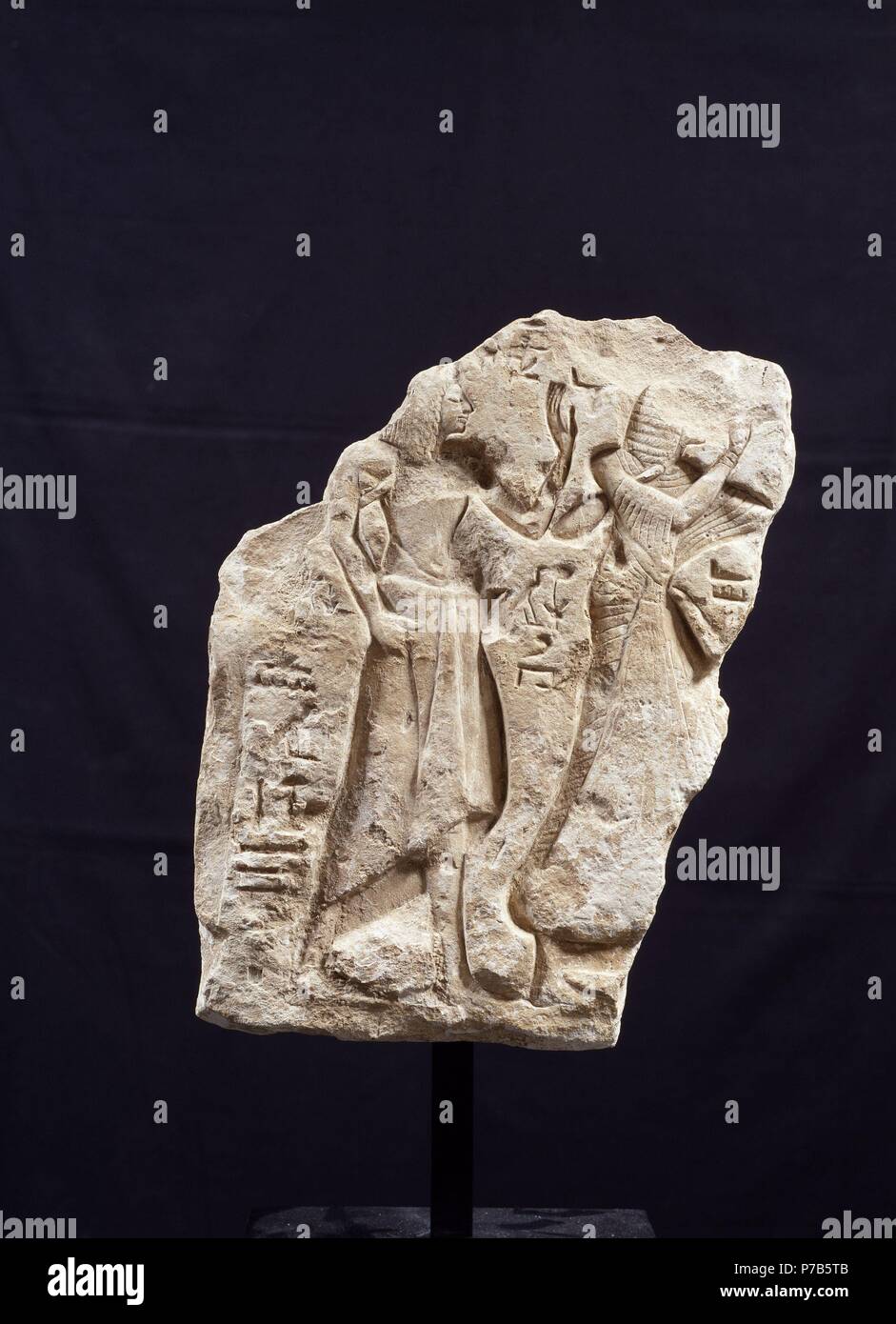 Bajo relieve hi-res stock photography and images - Alamy