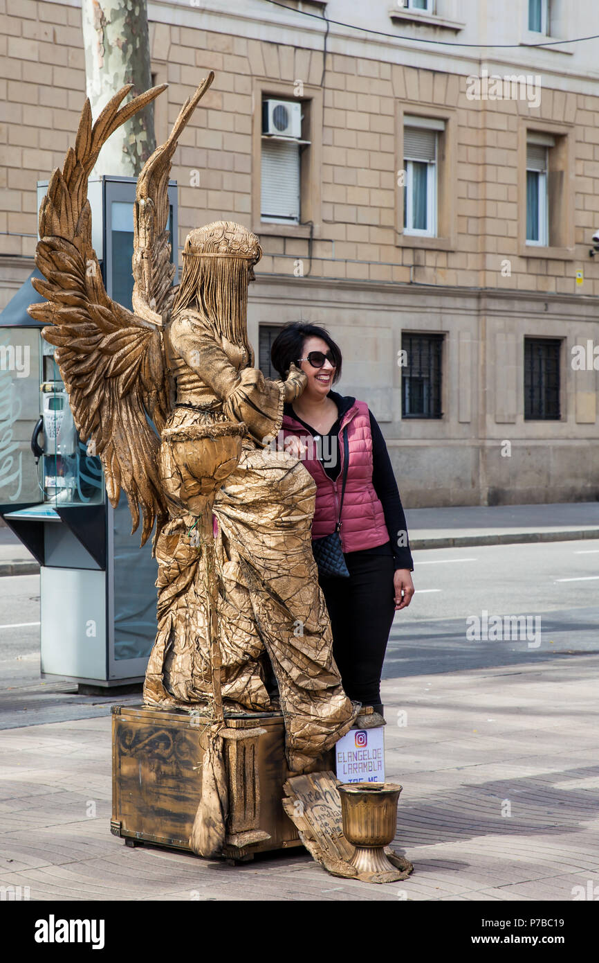 Barcelona street statue spain hires stock photography and images Alamy