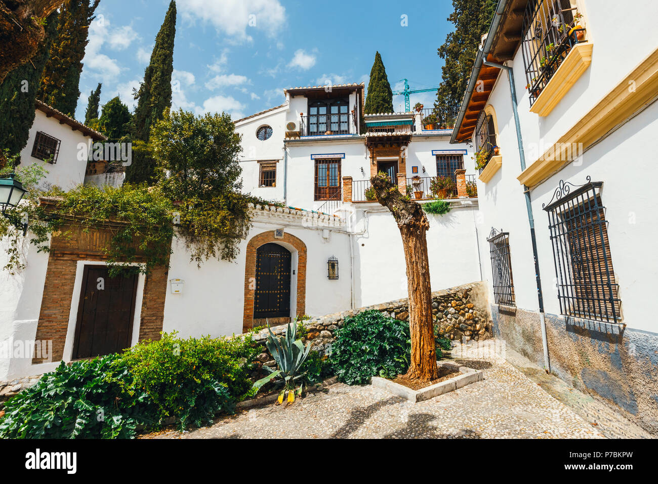 White houses in the Albaicin district in Granada, Spain Stock Photo Alamy