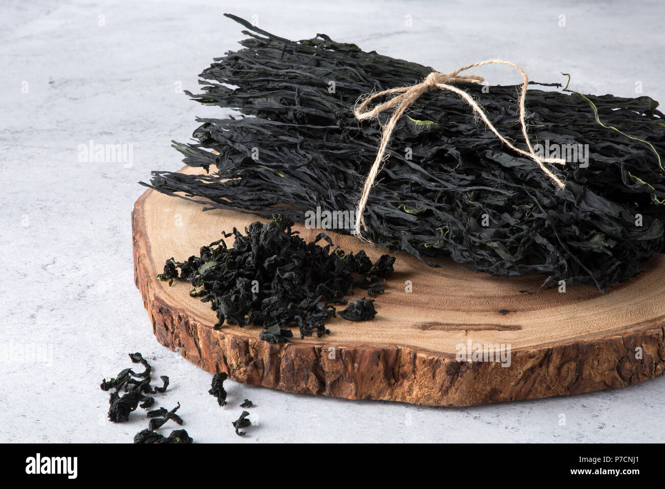 Object photos seaweed, its rich in vitamins, minerals, and fiber. 059